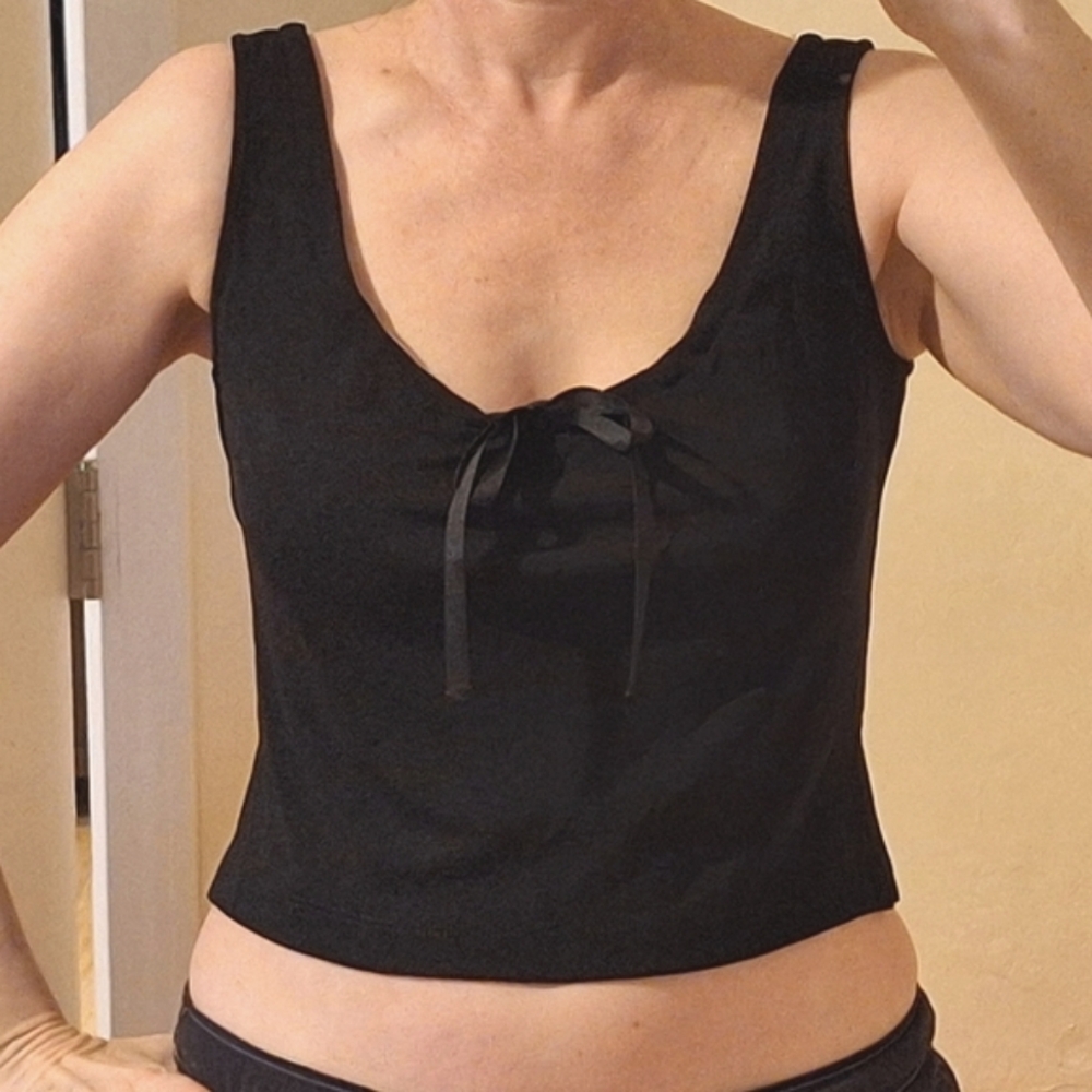 BCBG Maxazria | Black Knit Blouse